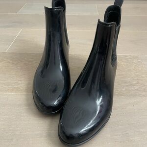London Fog Black Glossy Chelsea Rain Boots Size 9 NEW